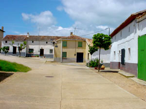 Calle La Iglesia, en Almarail