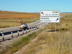 CL-101 a la altura del enlace hacia Almarail