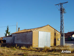 Cochera del pueblo antes de la reforma