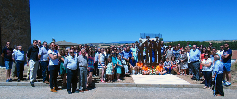 Inauguraci�n de la escultura de homenaje p�stumo a D. Eusebio Garc�a Lafuente. 6 de agosto de 2016