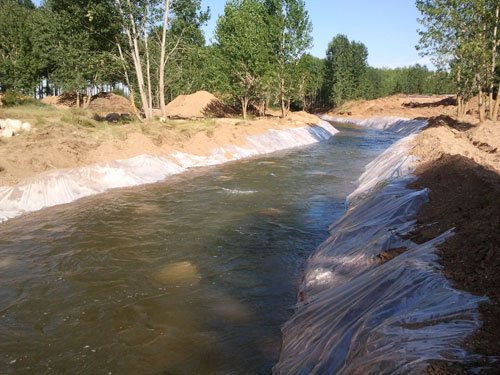 Gasoducto Yela - El Villar de Arnedo en Almarail. Desv�o del R�o Duero