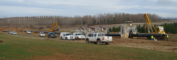 Soldadura de la tuber�a del gasoducto Yela - El Villar de Arnedo en Almarail