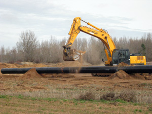 Soldadura de la tuber�a del gasoducto Yela - El Villar de Arnedo en Almarail