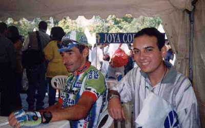 Con Fernando Escart�n