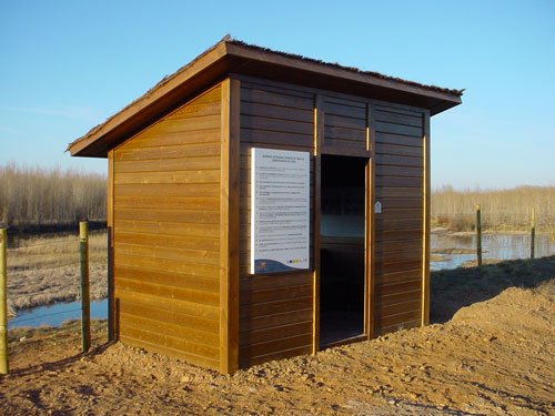 Caseta de madera del observatorio