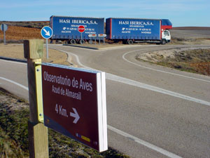 Se�alizaci�n tur�stica. Intersecci�n CL-101 - SO-P-3001