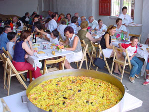 Comida de hermandad en Almarail