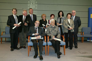 Premiados con la medalla de Oro al M�rito en el Trabajo