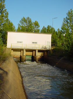 Inicio del Canal de Almaz�n. Presa de Almarail
