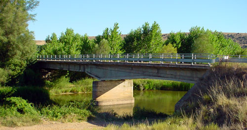 Vista general del puente de Almarail