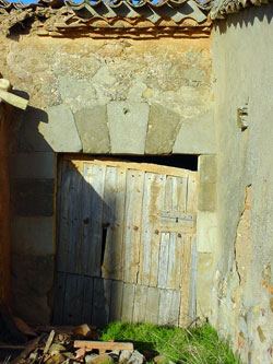 Puerta de entrada de una vivienda tradicional
