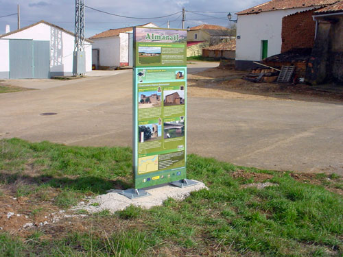 Vista de la cara del "t�tem" dedicada a Almarail