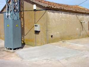 Demolici�n del transformador antiguo